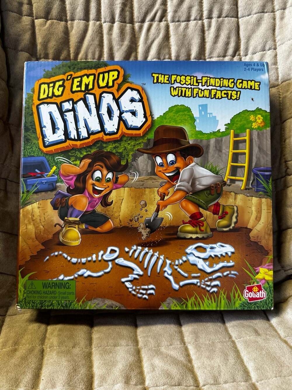 NEW Goliath Dig 'Em Up Dinos The Fossil-Finding Game with Fun Facts Sealed